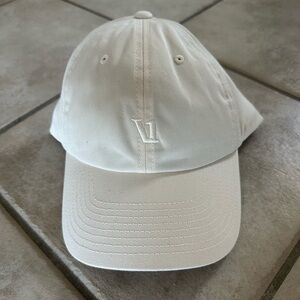 Vuori Dad Hat NWT